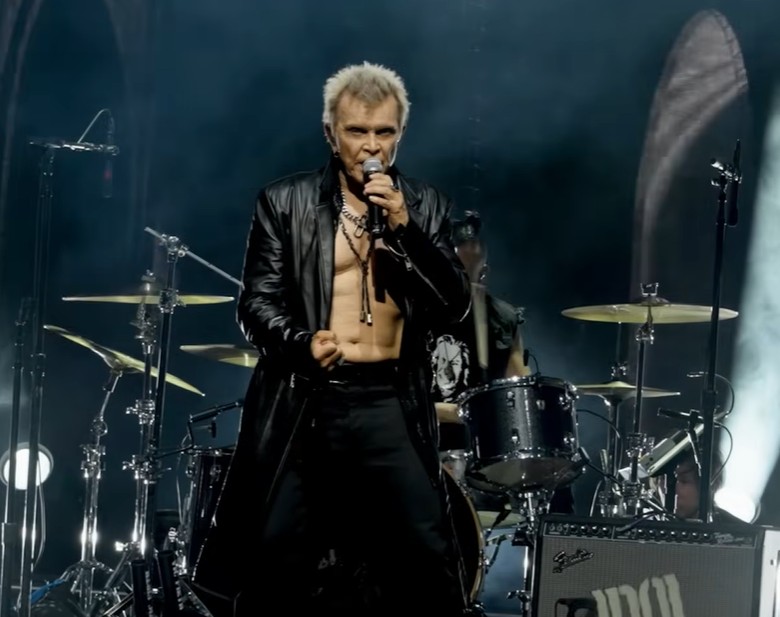Du betrachtest gerade BILLY IDOL – `Too Much Fun´ Video veröffentlicht