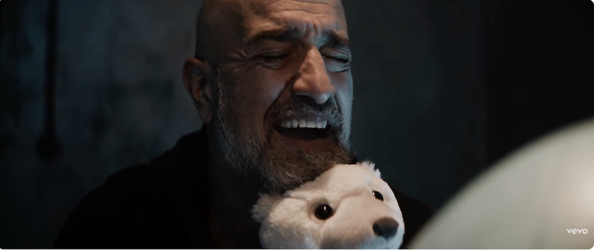 Du betrachtest gerade EISBRECHER – `Waffen Waffen Waffen` Videopremiere