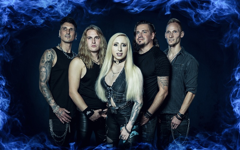 Du betrachtest gerade FIREBORN – “Dreamcatcher”: Mehr Druck, mehr Feuer, mehr FIREBORN