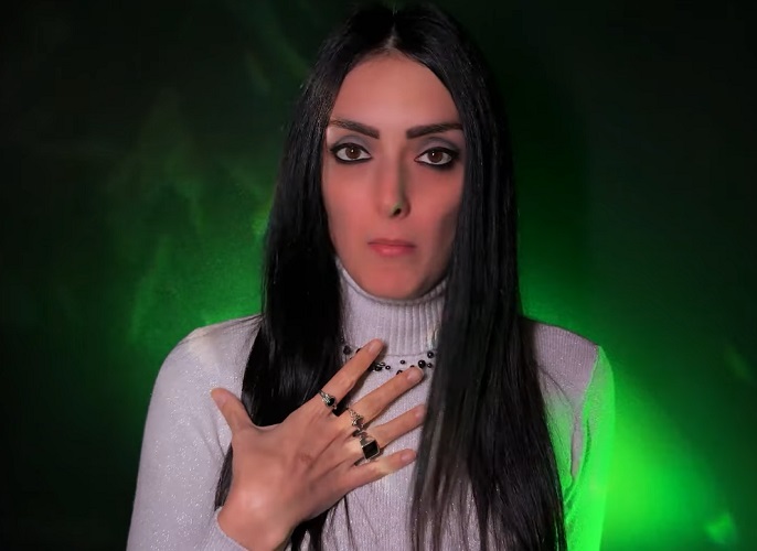 Du betrachtest gerade NICOLETTA ROSELLINI – ALTERIUM Frontfrau präsentiert `Nothing Else Matters´ (Orchestral Cover)