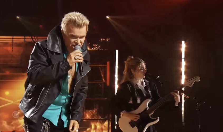 Du betrachtest gerade THE WARNING , BILLY IDOL & STEVE STEVENS – Gemeinsames `La Bamba` Cover