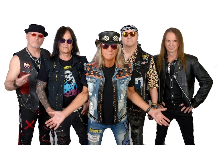 Du betrachtest gerade HELIX – Video für `Stuck In The ’80s‘ vom kommenden ”Scrap Metal” Album