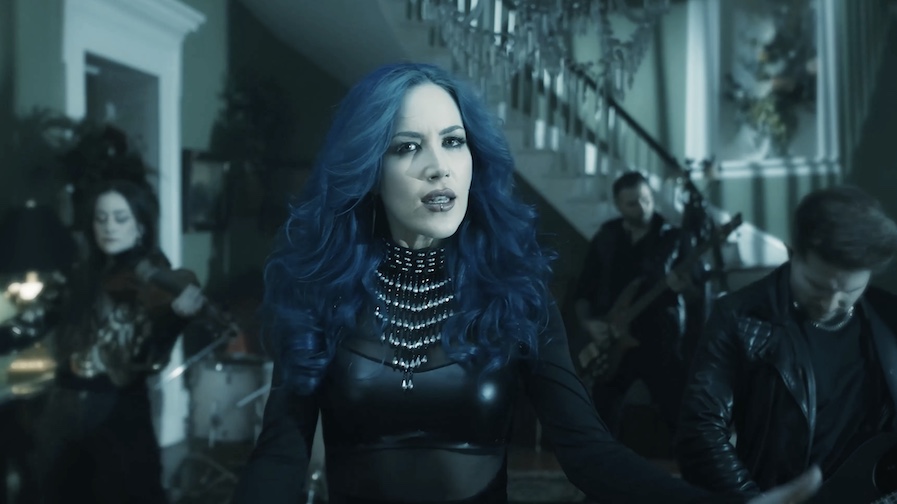 Mehr über den Artikel erfahren COLE ROLLAND ft. ALISSA WHITE-GLUZ – Video zur neuen `Breathing` Single ist online