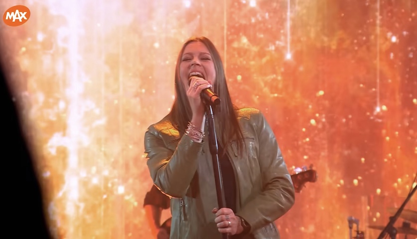 Mehr über den Artikel erfahren FLOOR JANSEN – TV Auftritt mit `Weak` (Skunk Anansie Cover)