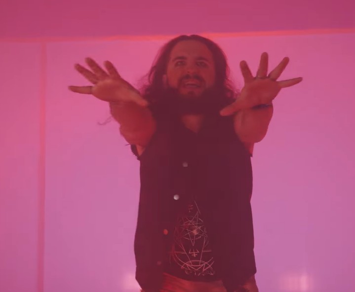 Mehr über den Artikel erfahren UNZUCHT – Erste „Neon Dom“ Single ist da: `Katharsis´ im Video