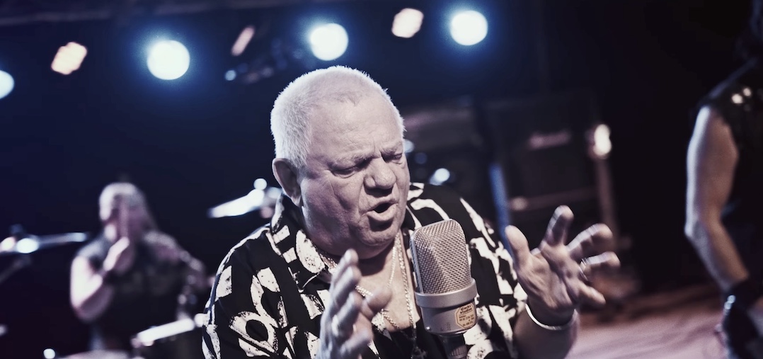 Du betrachtest gerade DIRKSCHNEIDER & THE OLD GANG – `Batter The Power` im neuen Video