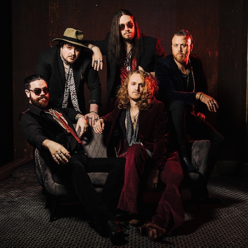 Du betrachtest gerade THE KARMA EFFECT – Neu formierte Hard Rocker stellen `Dangerous Love` vor