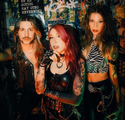 Du betrachtest gerade COBRA SPELL – Sonia Anubis verkündet vorläufiges Ende der Band!