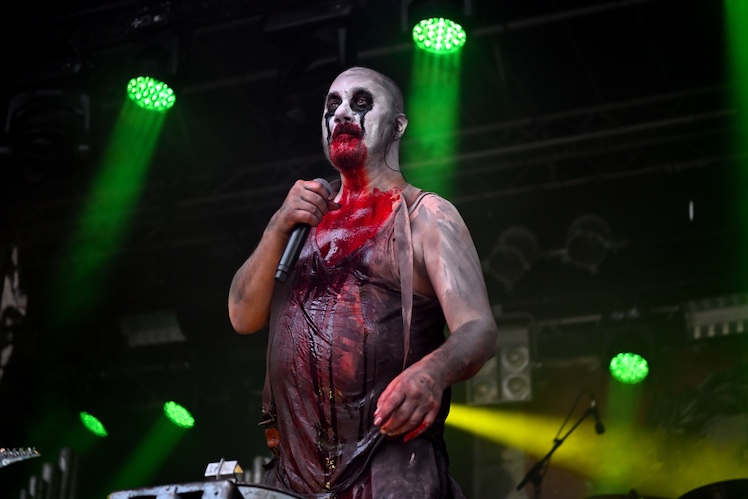 Du betrachtest gerade OST+FRONT – Band und Sänger gehen getrennte Wege