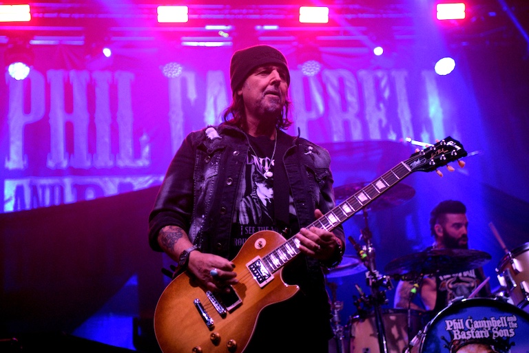 Du betrachtest gerade „Killed By Death“ – Ein Nachruf auf PHIL CAMPBELL