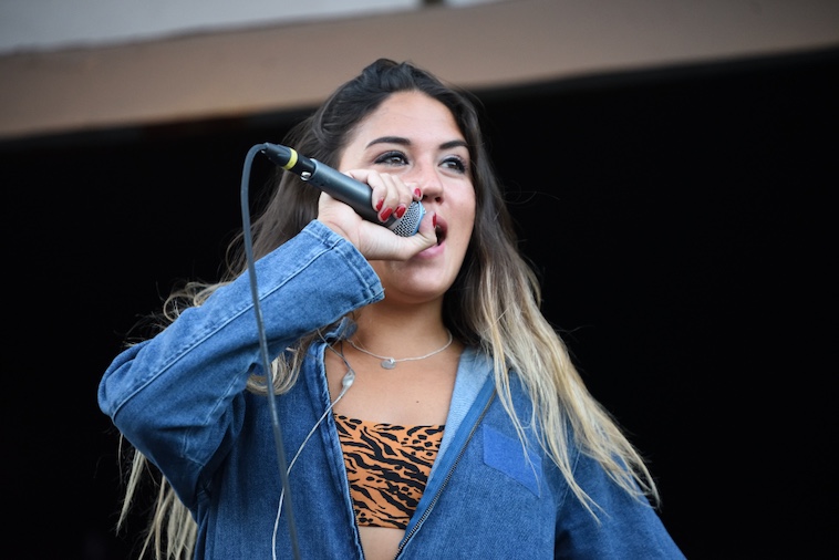 Du betrachtest gerade THE GEMS – `Happy Water` Single veröffentlicht