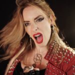 LAURA GULDEMOND – MÖTLEY CRÜE  Cover `Kickstart My Heart`  veröffentlicht