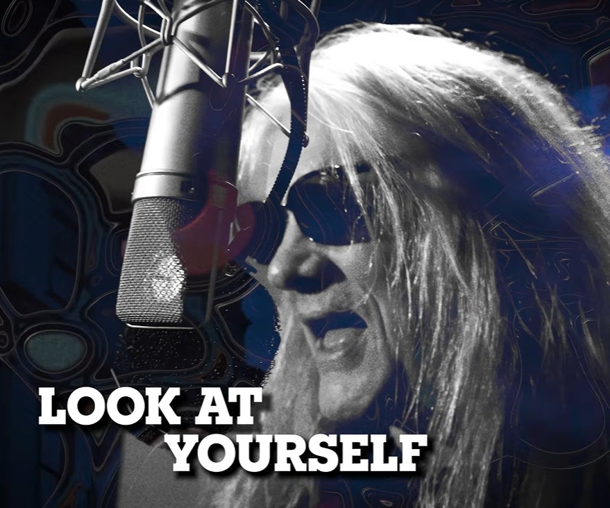 Du betrachtest gerade NUCLEAR MESSIAH ft. Chris Poland & Sebastian Bach – `Look At Yourself´ Video geteilt