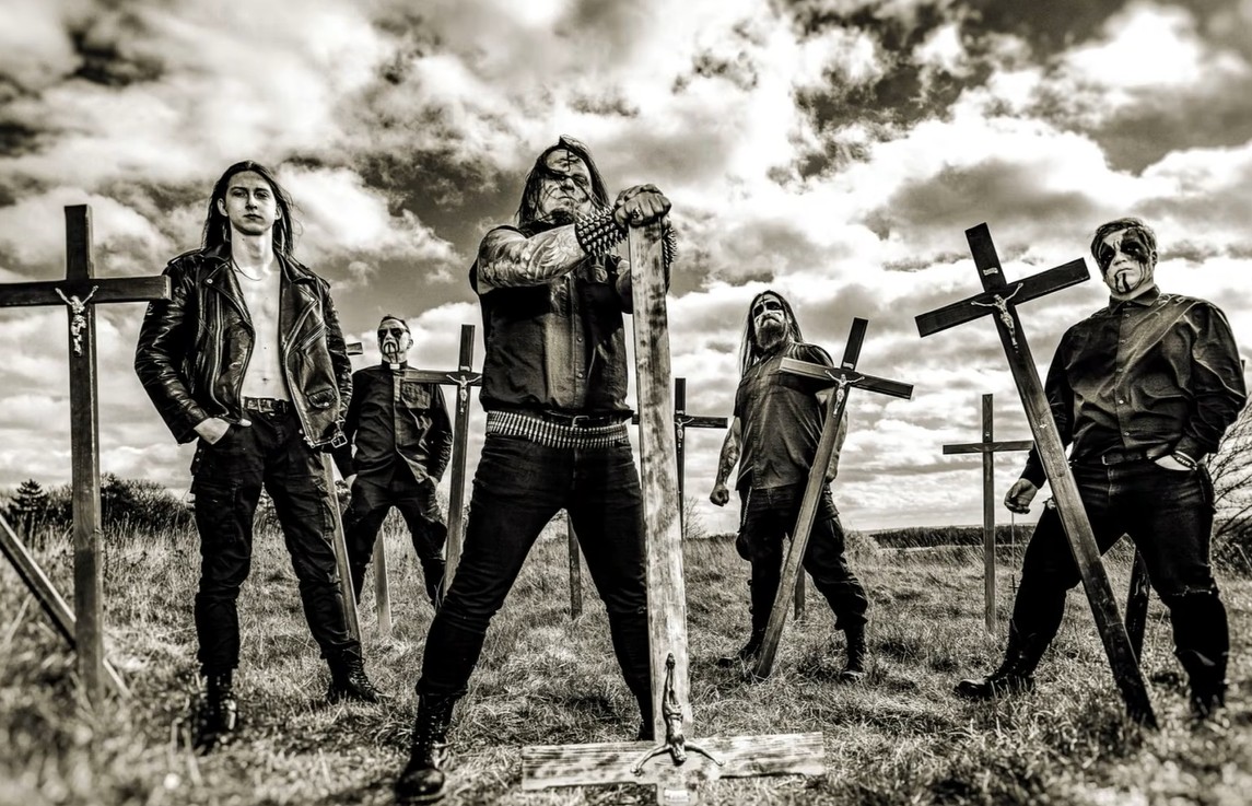 Du betrachtest gerade BAALZAGOTH – `No God No Savior´ Titelsong der Extreme Truppe im Video