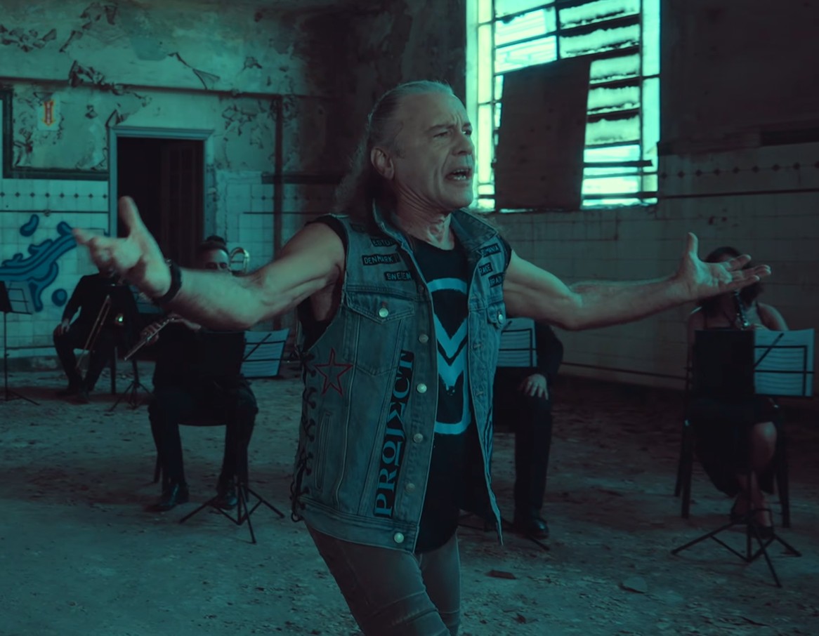 Du betrachtest gerade BRUCE DICKINSON – Neues Video zu `Tears Of The Dragon´ (Reimagined Version)