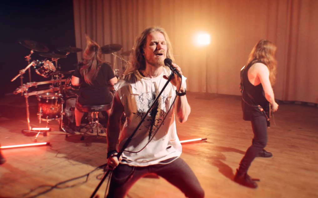 Mehr über den Artikel erfahren ARION – Neue `Into The Fire´ Videosingle veröffentlicht