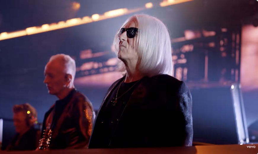 Du betrachtest gerade DEF LEPPARD – Offizielles `Rejoice` (Live At Caesars Palace) Video veröffentlicht