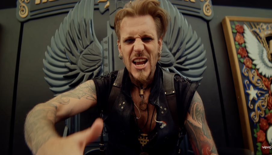 Du betrachtest gerade DARTAGNAN – OZZY Cover der Folk Metaller im Video: `Crazy Train`