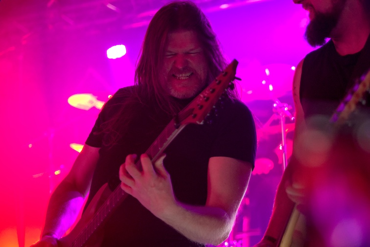 Du betrachtest gerade DARKNESS – Gitarrist Arnd Klink verlässt die Band