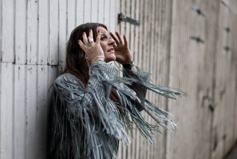 Du betrachtest gerade FLOOR JANSEN – `Bring Me Silence` Video-Single kündigt Album und Tour an!