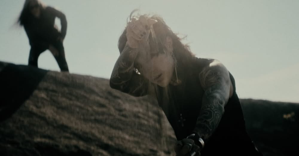 Du betrachtest gerade LACRIMAS PROFUNDERE – Gothmetaller veröffentlichen `Faceless` Video und Single