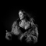 FLOOR JANSEN – Neue Single `Everything Is Moving On´ ist da
