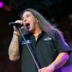 ARCHON ANGEL – SAVATAGE Sänger Zak Stevens  stellt “Beyond The Grave” Titeltrack vor